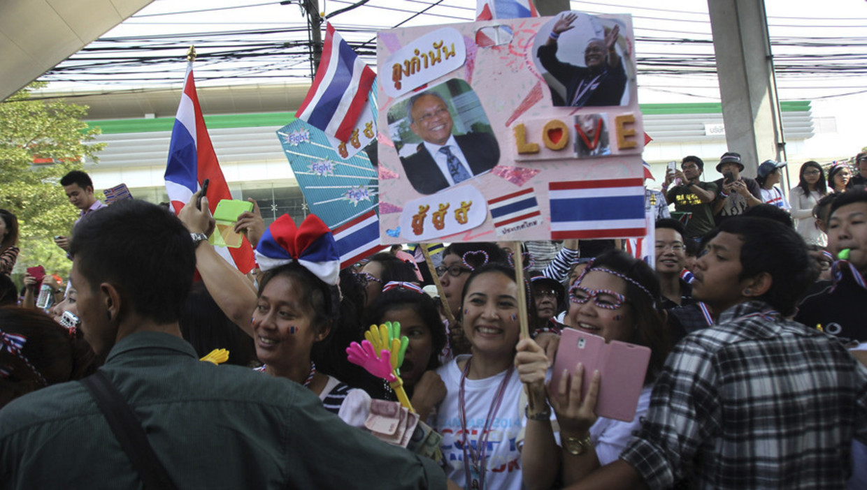 Thaise junta heft avondklok op in populaire badplaatsen | De Morgen