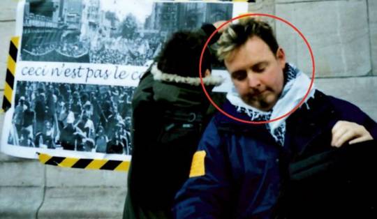 Undercoveragent belt per ongeluk zijn eigen doelwit: hoe één voicemail een geheime infiltratie deed ontploffen