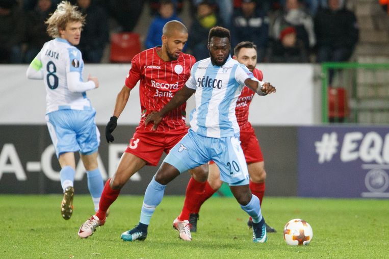 Dit was Zulte Waregem-Lazio: snelle openingsgoal, Romeins hakballetje én  een prinsheerlijke winner | Europa League | Sport | HLN