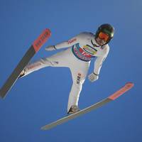 Opnieuw ophef in het schansspringen: atleten zouden geslachtsdeel groter maken met zuurinjecties om beter te presteren