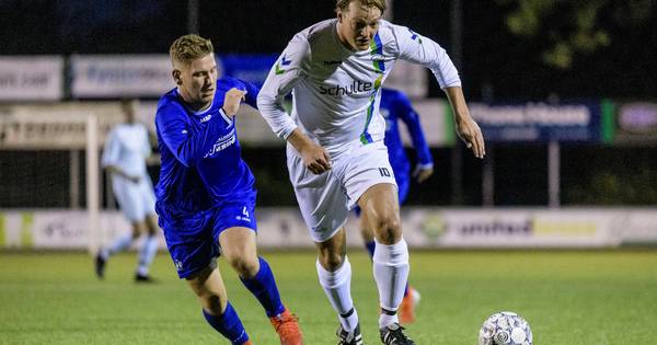 'Vaste klant' Stef van der Velden krijgt nog één keer een nieuw shirt - Tubantia