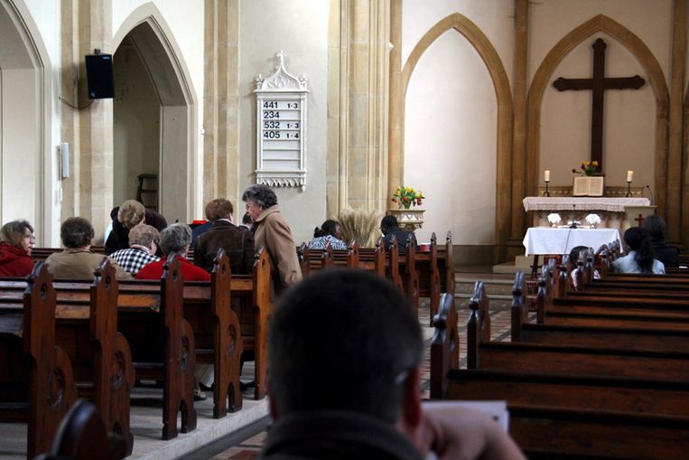 Katholieke Kerk Weert Merkwaardige Liederen De Volkskrant