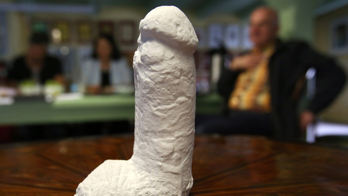 Meisje tekent penis, uh giraffes | Digitaal | AD.nl - 694 x 392 jpeg 53kB