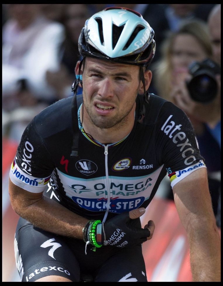 Cavendish Zit Weer Op De Fiets Na Zware Smak Tour De