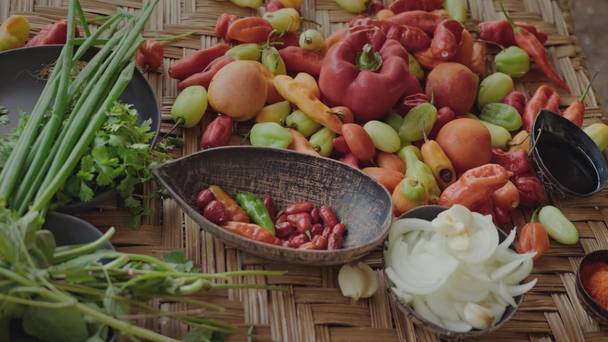 Manioc et piments, aux origines de la cuisine créole