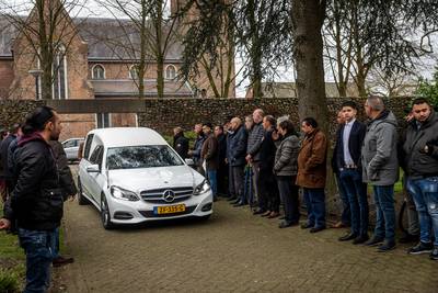 Carnaval en een uitvaart: vreugde en verdriet komen samen in Gerwen