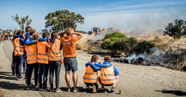 Zonneauto NunaX van TU Delft compleet verwoest na brand - Eindhovens Dagblad