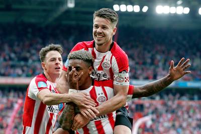 Van Ginkel: We verdienen de titel, hebben geheerst