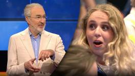 In 'The Floor' worden meteen tactische spelletjes gespeeld