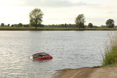 Hoge nood kost man z'n auto