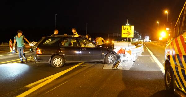 Weer gaat het mis op de A1 door werkzaamheden bij Deventer; grote verkeershinder na ongeval.