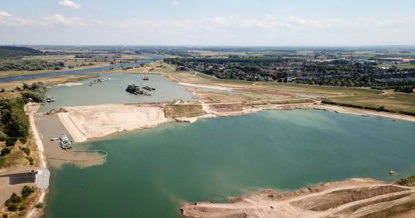 Plassen in Heteren in stilte versmolten