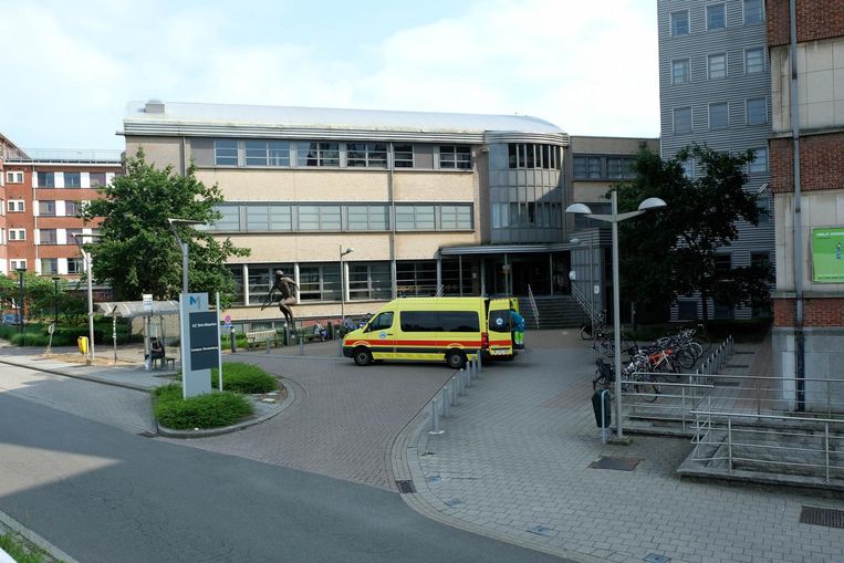 Patiënten voor duizenden euro's bestolen Duffel Regio HLN