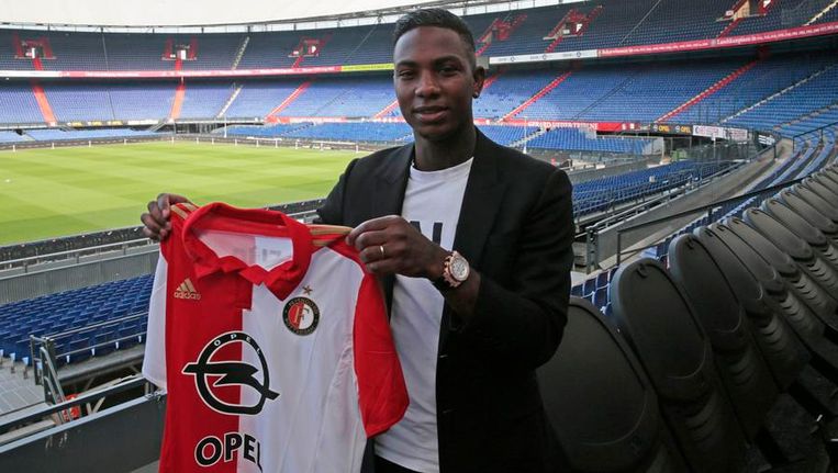 Eljero Elia Met Rugnummer 11 Het Seizoen In Bij Feyenoord De Morgen