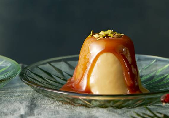 Heerlijke Italiaanse pudding met zoute karamel & pistache