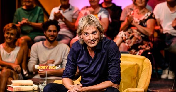 Deze Maand Hakt Matthijs Van Nieuwkerk Eindelijk De Knoop Door Dwdd Houdt Op Te Bestaan Ad Nl