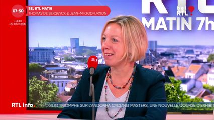 1920. Déborah Dewulf (20/10)