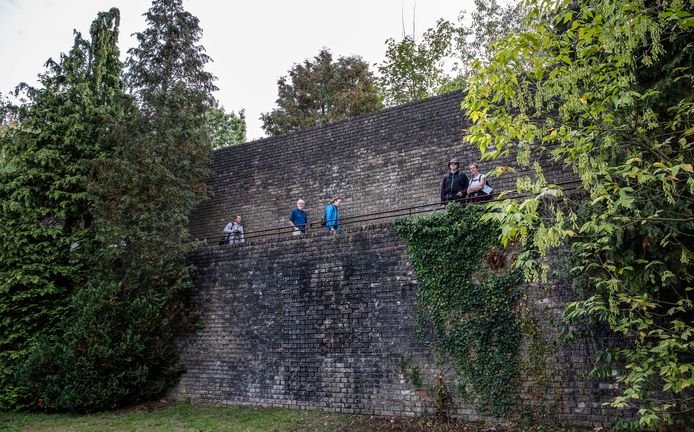 De Muur van Mussert laat niemand koud Ede AD.nl