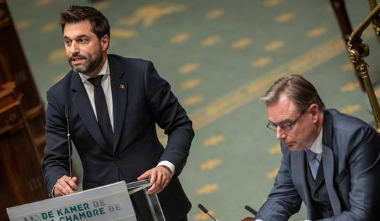 Een botsing op rechts: premier De Wever en Bouchez pokeren over hoge energiefactuur en Senaat
