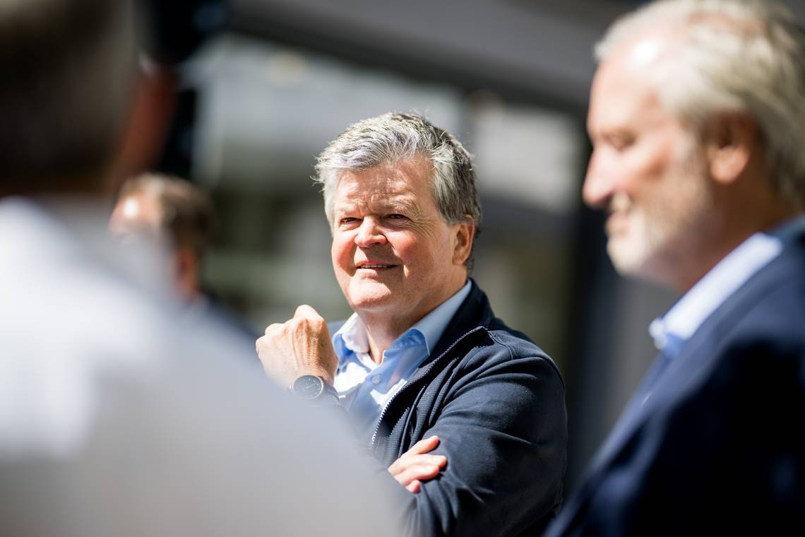 Mechels burgemeester Bart Somers kwam persoonlijk tussen bij de politie om zijn secretaresse een hogere verloning te geven