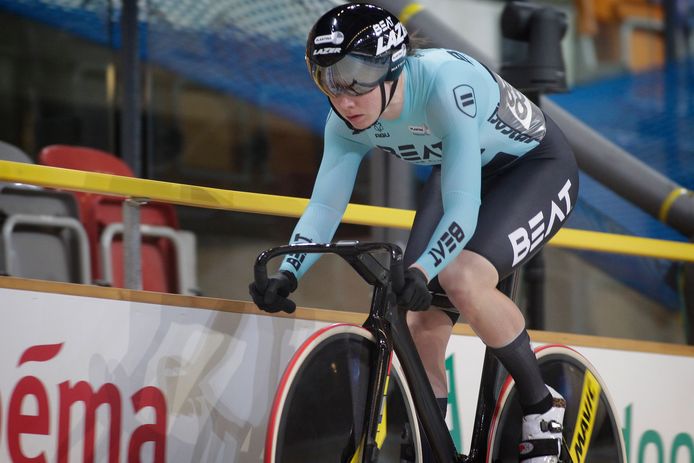 Van Riessen prolongeert sprinttitel op NK in Apeldoorn ...