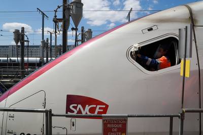 Un passager laissé “au milieu de nulle part” parce qu’il refusait de porter un masque à bord du TGV