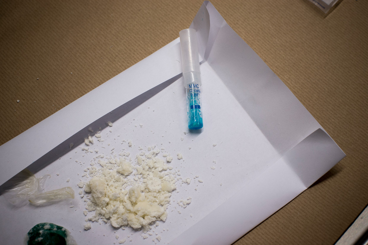 Aanhoudingen in Amsterdam voor drugssmokkel Het Parool