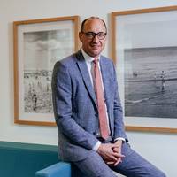 ‘Ik vermoed dat de salariswagens ook in het witte mapje van Bart De Wever zitten’: minister Vincent Van Peteghem over de begroting