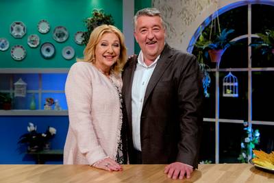 Janny en Robèrt krijgen juryhulp van oud-kandidaten in Heel Holland Bakt