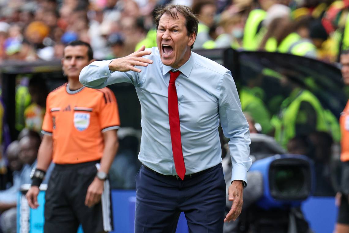 Gek of geniaal? Rudi Garcia werd binnengehaald als B-trainer maar loodst Rode Duivels met onorthodoxe wissels alsnog naar volgende ronde