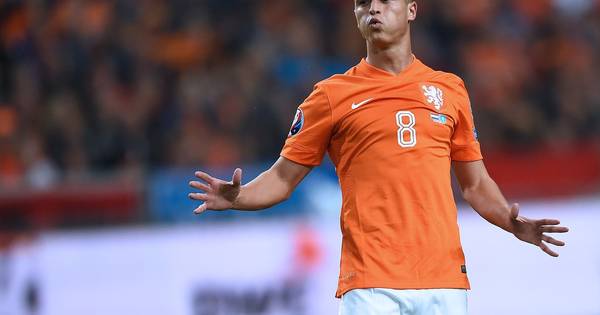 Afellay Tekent Voor Twee Jaar Bij Stoke City Buitenlands Voetbal Bd Nl