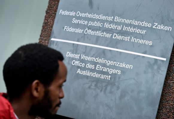 Dienst Vreemdelingenzaken Registreerde Vandaag Meer Dan 250 Asielaanvragen Vluchtelingencrisis Nieuws Hln