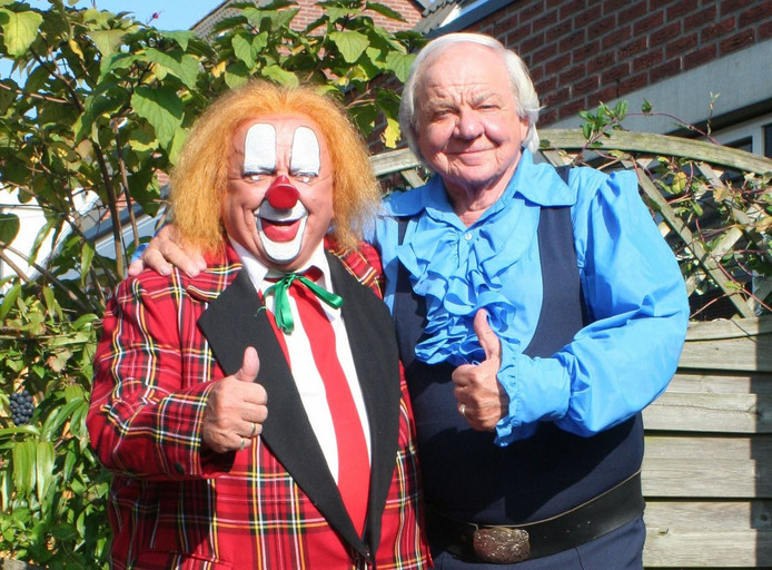 Expositie Bassie & Adriaan 'feest der herkenning' Harderwijk destentor.nl