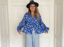 Stylingtip: zo geef je vorm aan een oversized blouse