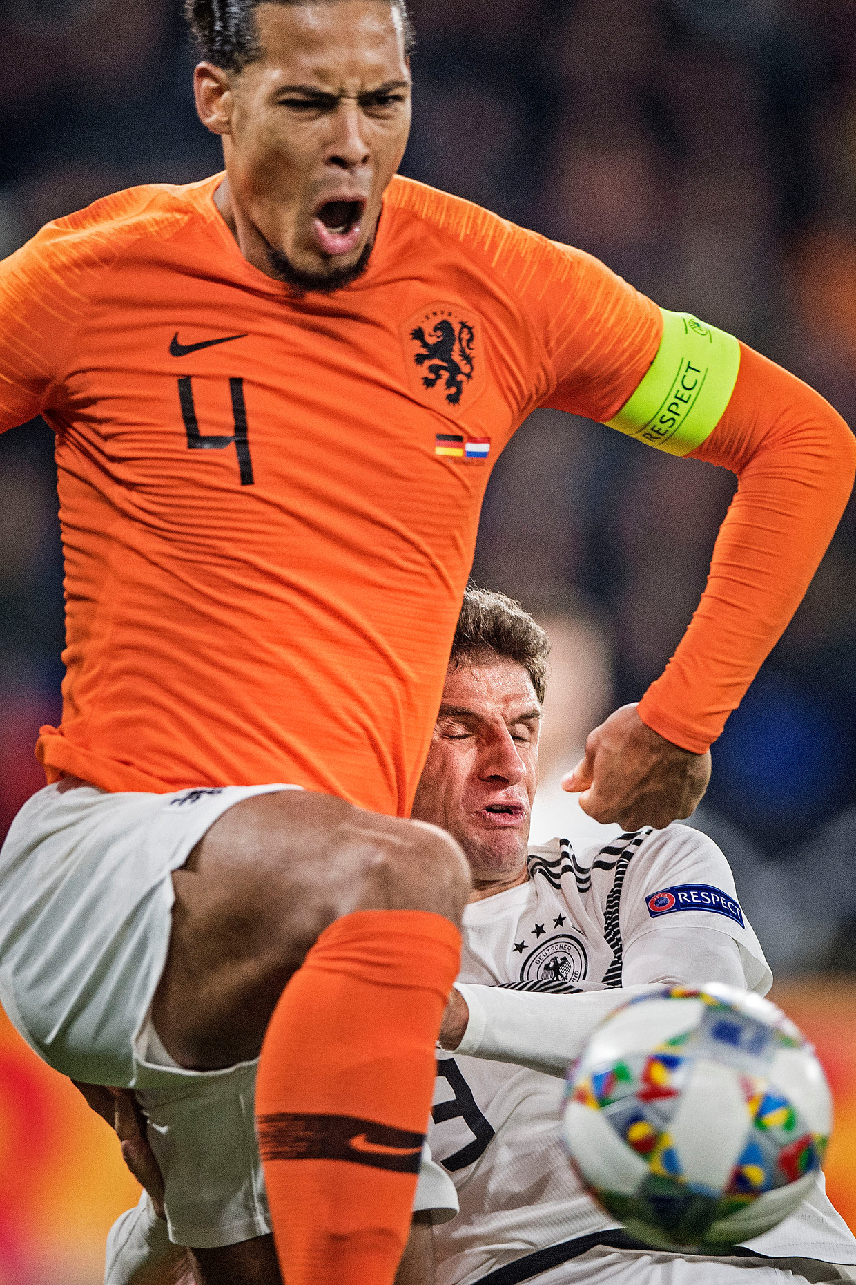 Het symbool van de wederopstanding van het Nederlandse voetbal in 2018: Virgil van Dijk