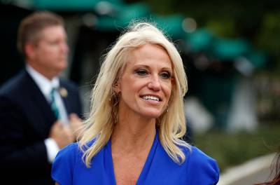 Waakhond: Kellyanne Conway maakte misbruik van haar positie