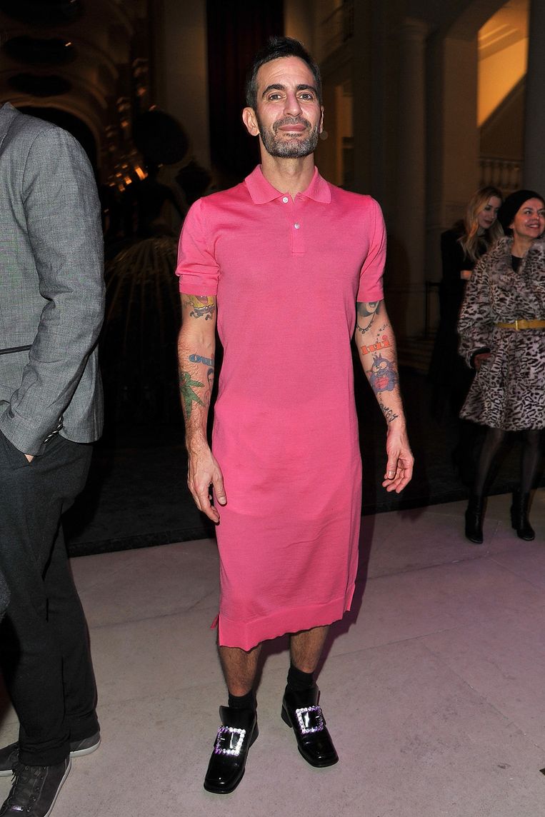 Ontwerper Marc Jacobs Gespot In Roze Jurk Het Parool