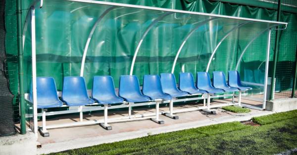 Schoondijke spreekt met verlenging vertrouwen uit in Van Vooren