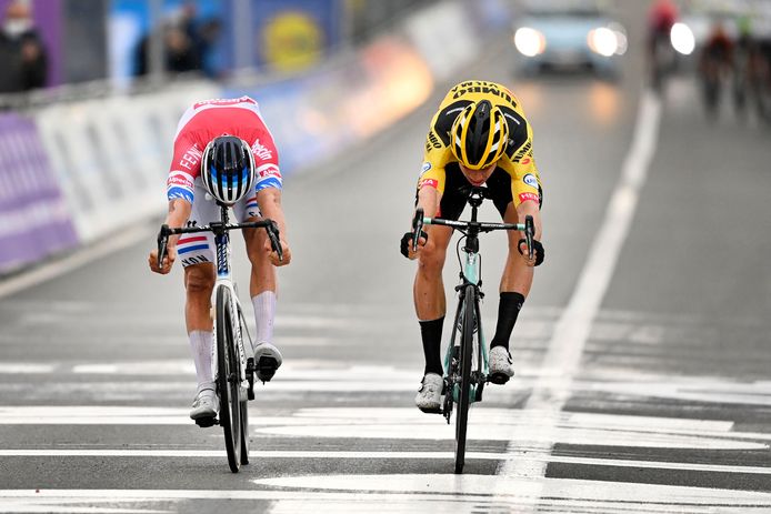 Van der Poel remporte in extremis son duel royal face à ...