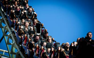 Eftelingmedewerkers geen ‘politieagentje’ meer: bezoekers vrij om eigen actiefoto's te fotograferen
