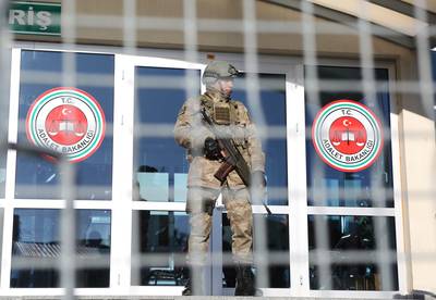 Proces tegen schutter aanslag club Reina begonnen