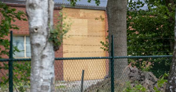 Loods in Wouwse Plantage waar martelkamer werd gevonden per direct gesloten - BN DeStem