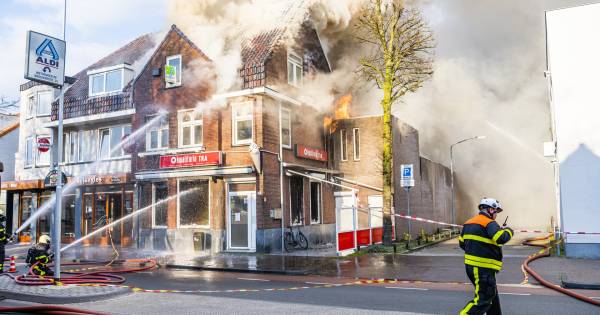 Zeer grote brand bij Kwalitaria Tra in Goirle: drone ingezet om overzicht te krijgen - BD.nl