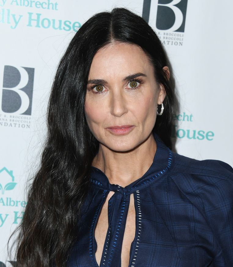 Dochters van Demi Moore getuigen over verslaving van hun ...