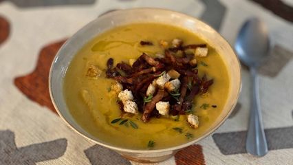 14. Velouté de légumes aux croûtons