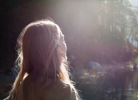 Merel (38) heeft een narcistische moeder: “Ik kreeg overal de schuld van”
