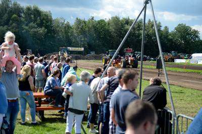 Feest bij KPJ in Deurningen om doorstart