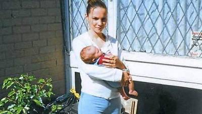 Zoektocht naar vermiste Britse tienermoeder levert niets op