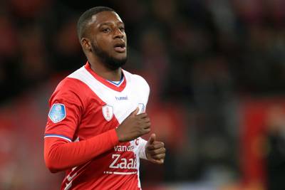 FC Utrecht walst over Duisburg in besloten oefenduel