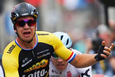 De mooiste foto's van de slotetappe in de Tour de France